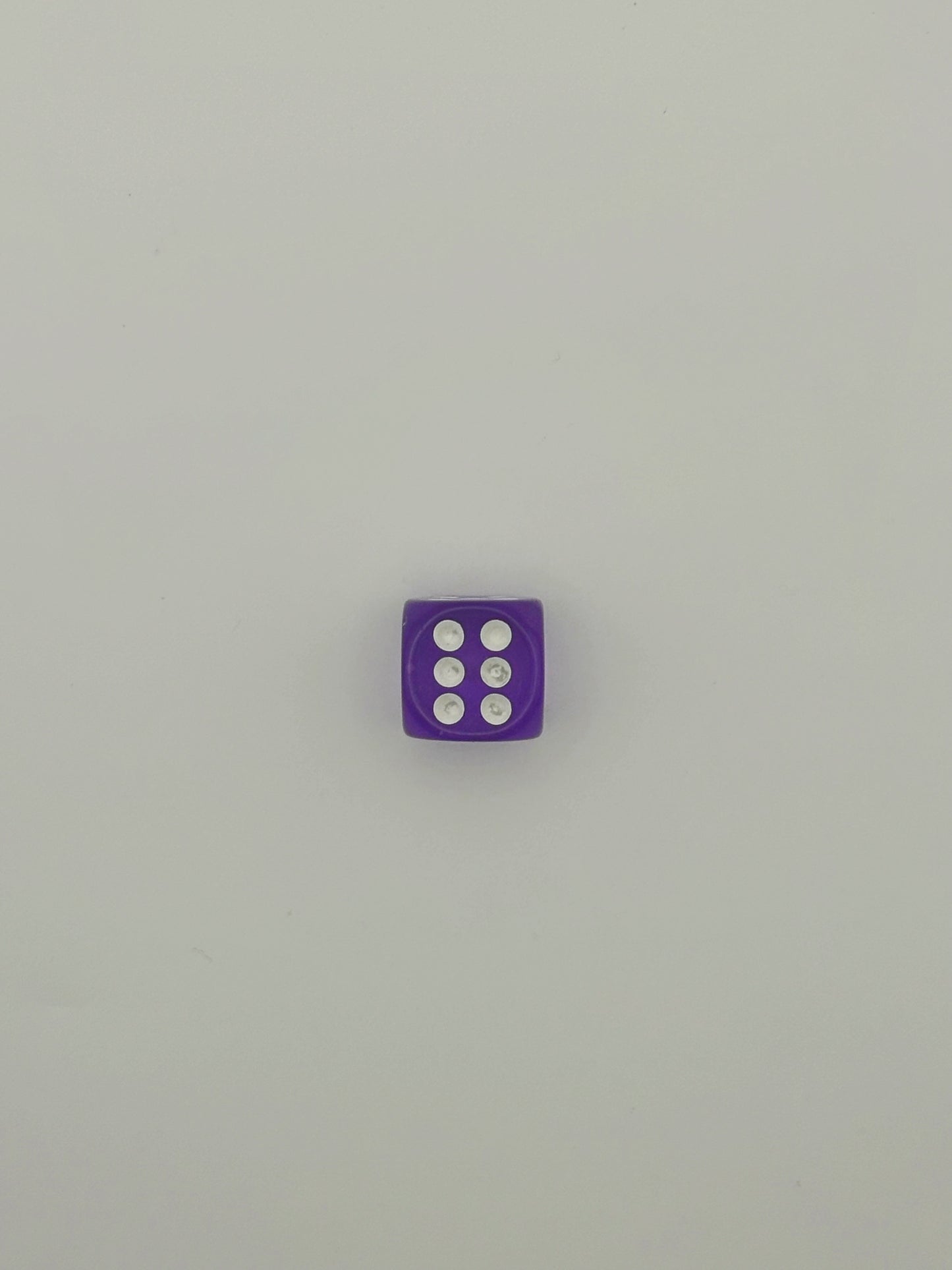 Lucky Roll – Colored Dice Charm