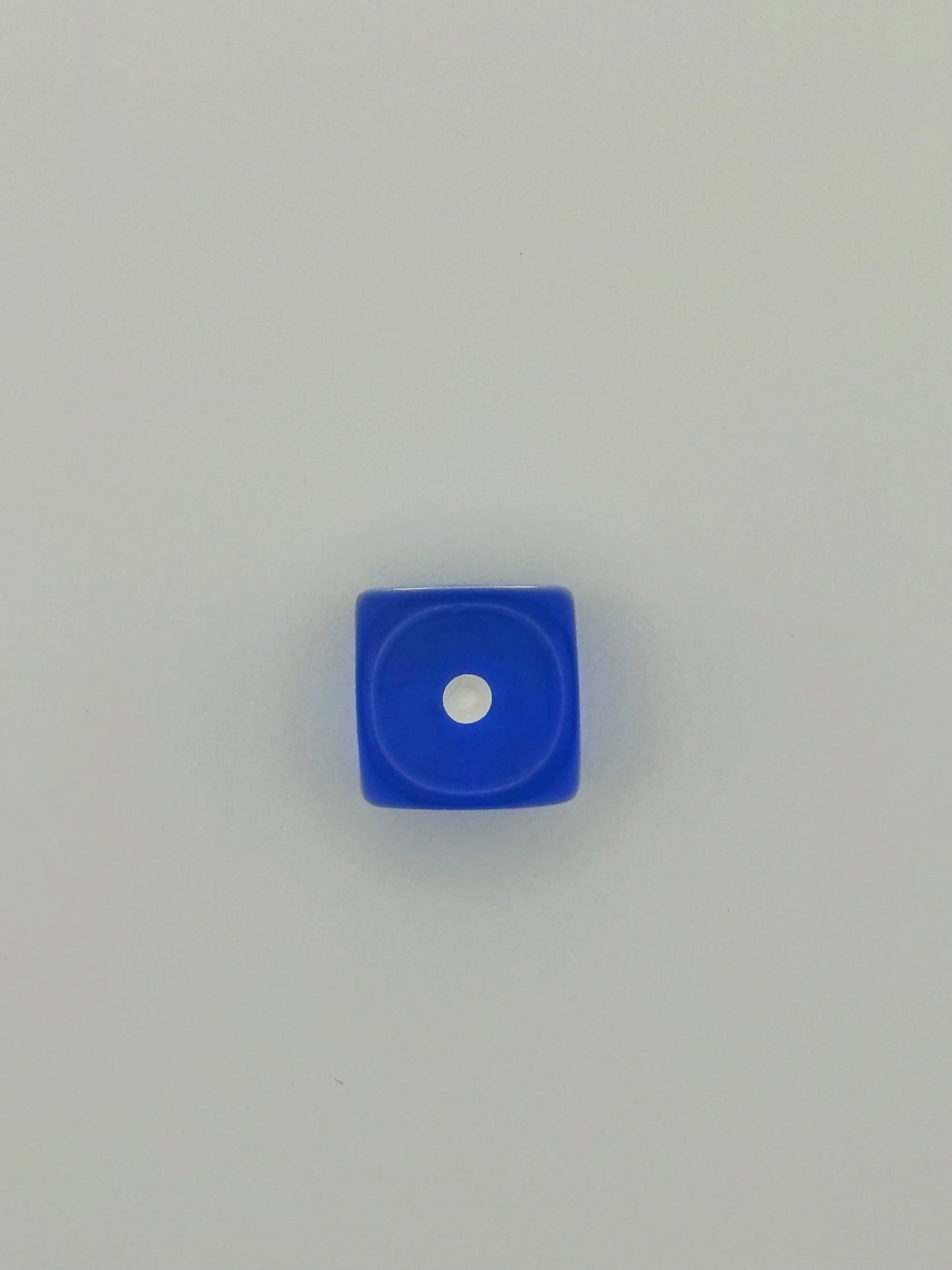 Lucky Roll – Colored Dice Charm