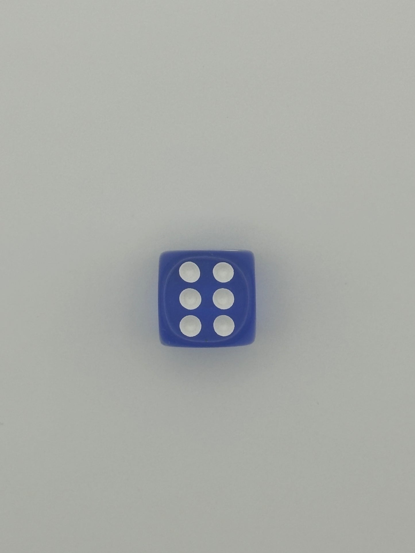 Lucky Roll – Colored Dice Charm