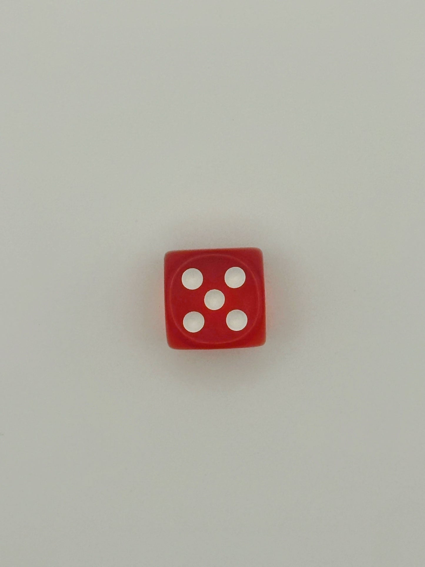 Lucky Roll – Colored Dice Charm