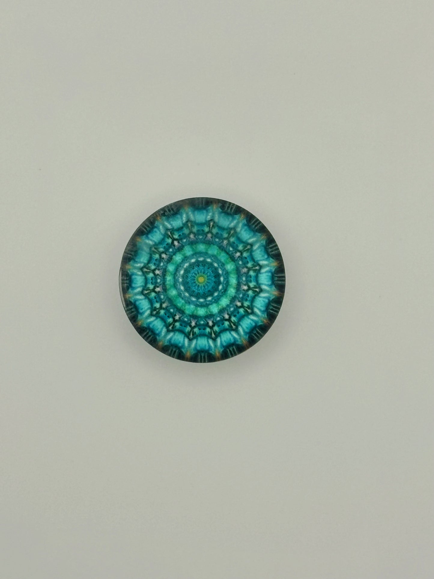 Prismix – Limited Edition Psychedelic Charm