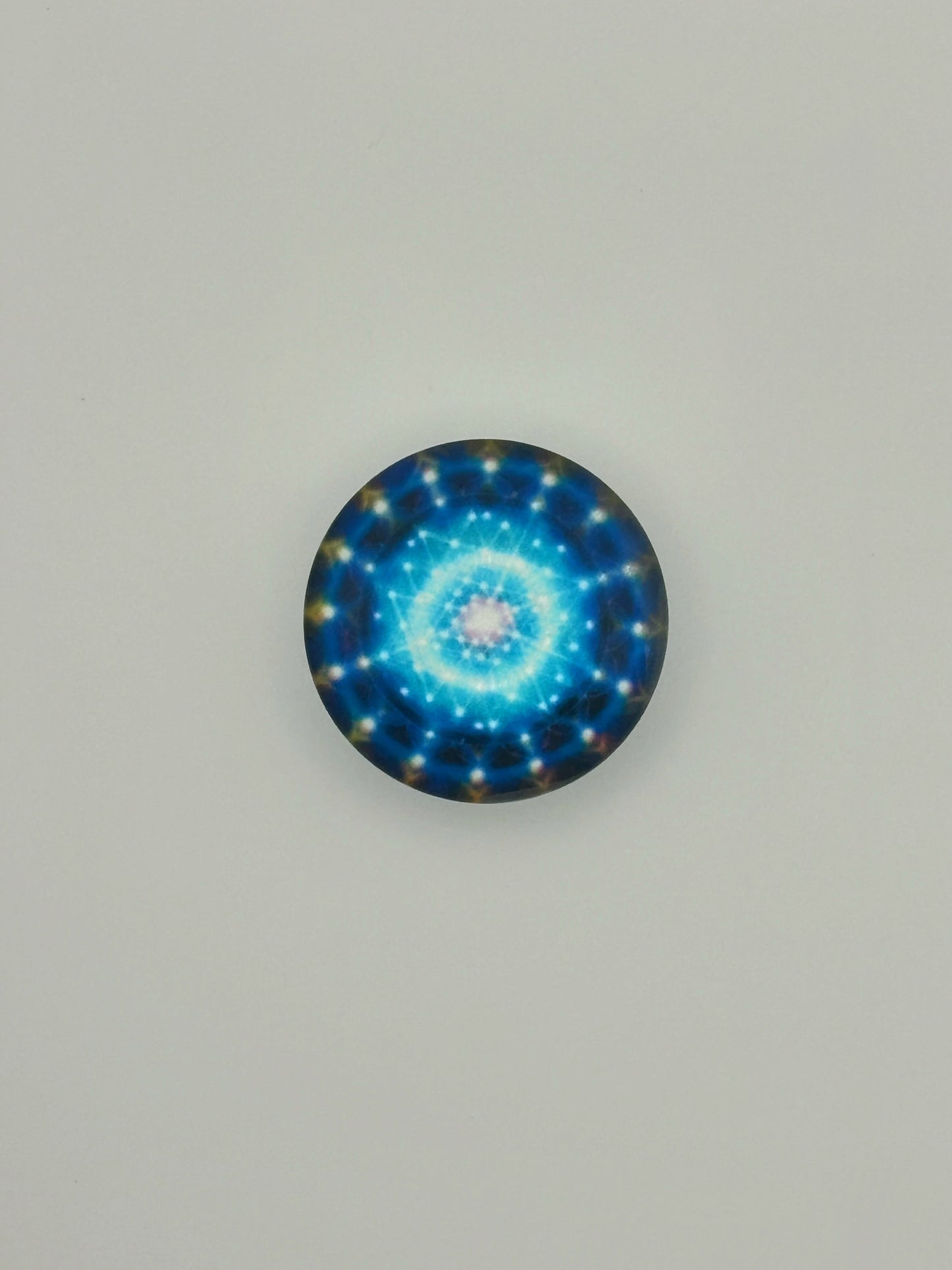 Prismix – Limited Edition Psychedelic Charm