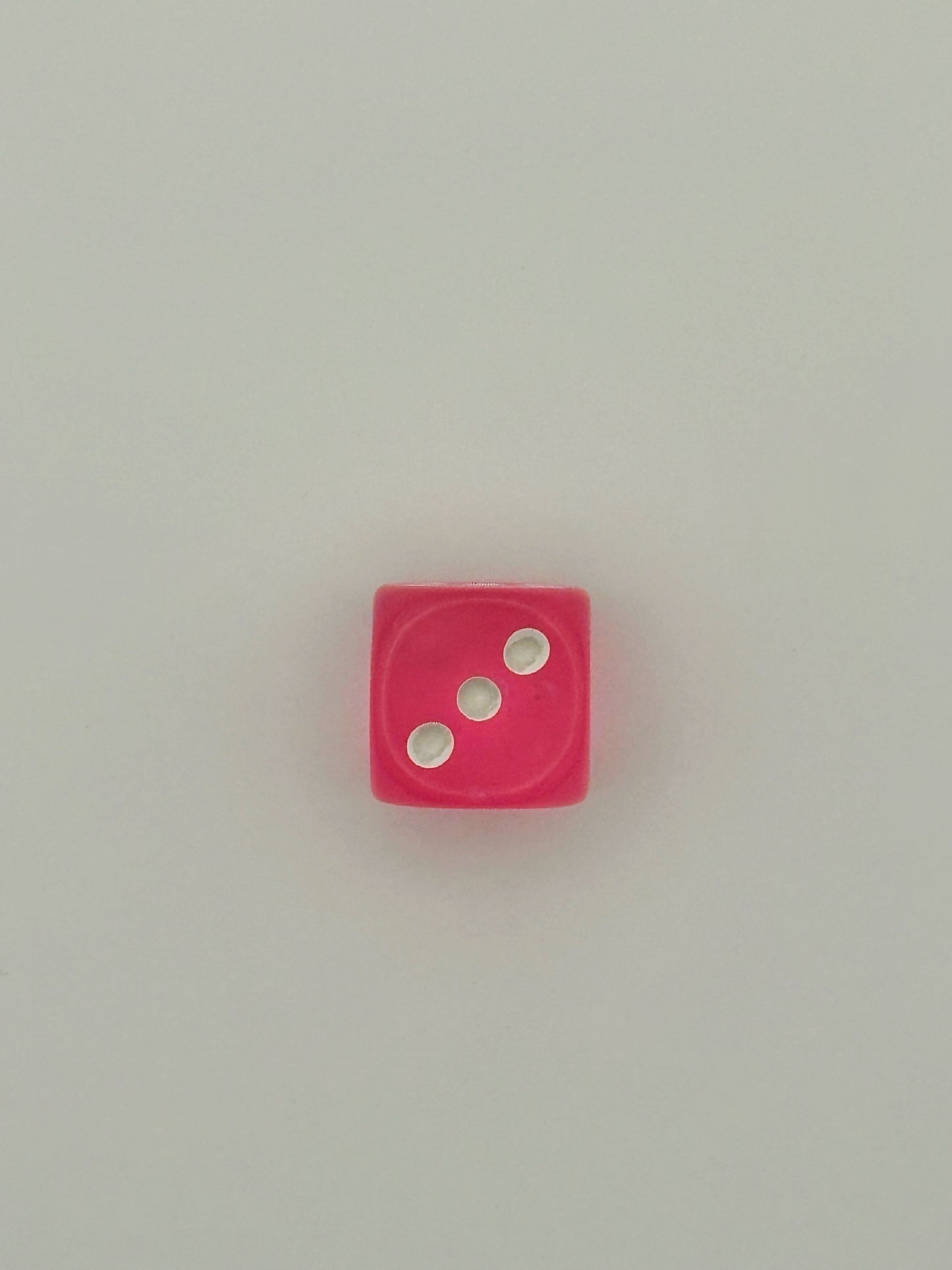 Lucky Roll – Colored Dice Charm